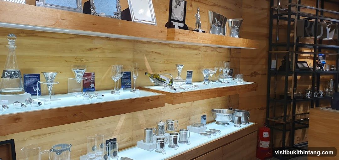 Display of Silverware and Glassware