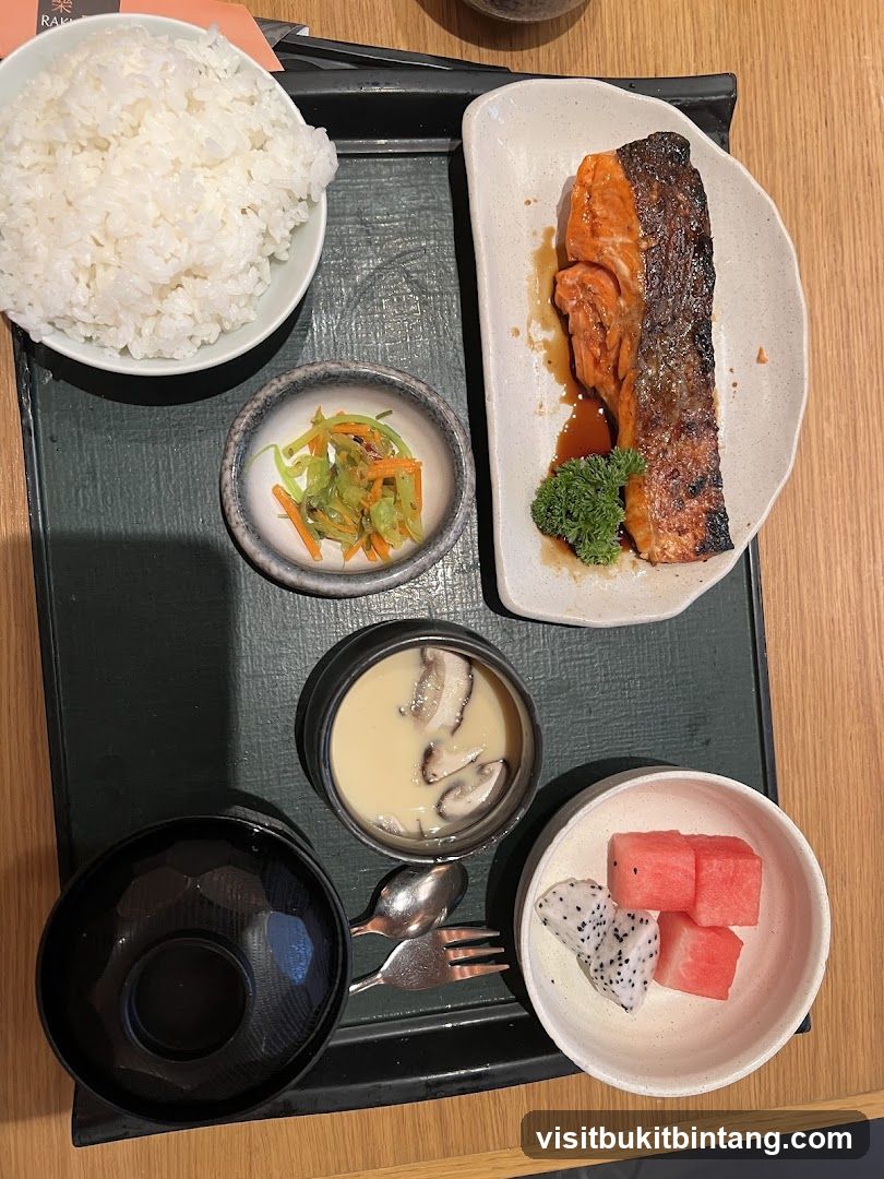 Japanese Salmon Set Meal