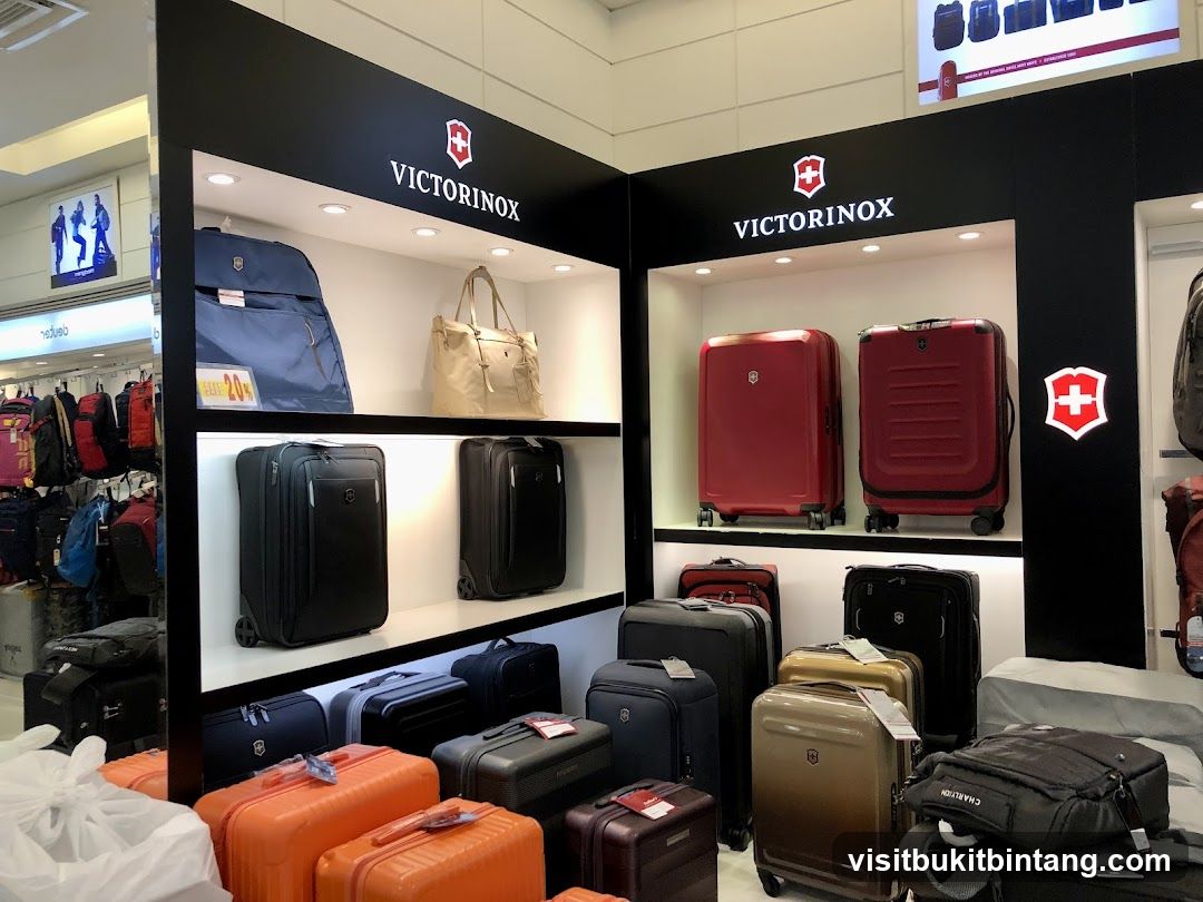 Victorinox Luggage Display