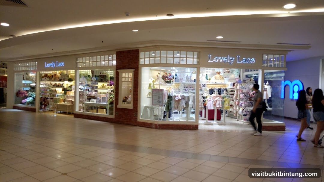 Lovely Lace (Mid Valley)