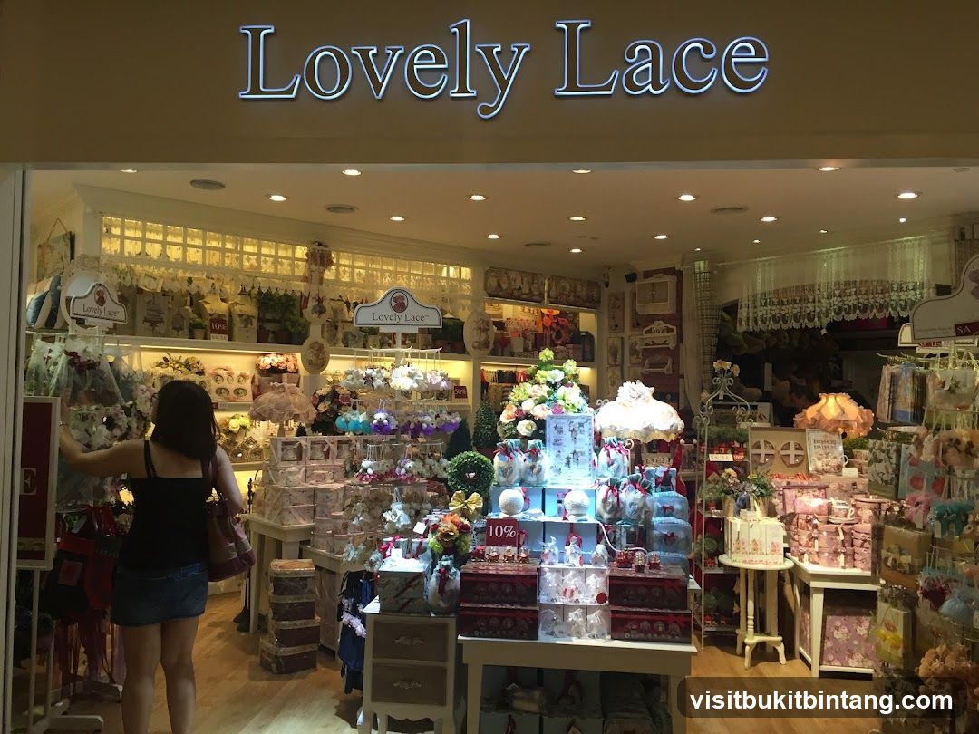 Lovely Lace (Mid Valley)