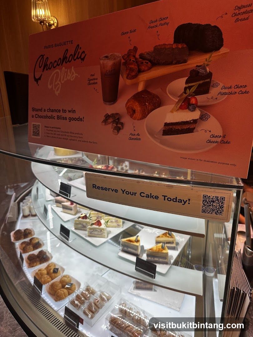 Paris Baguette Chocoholic Bliss Display