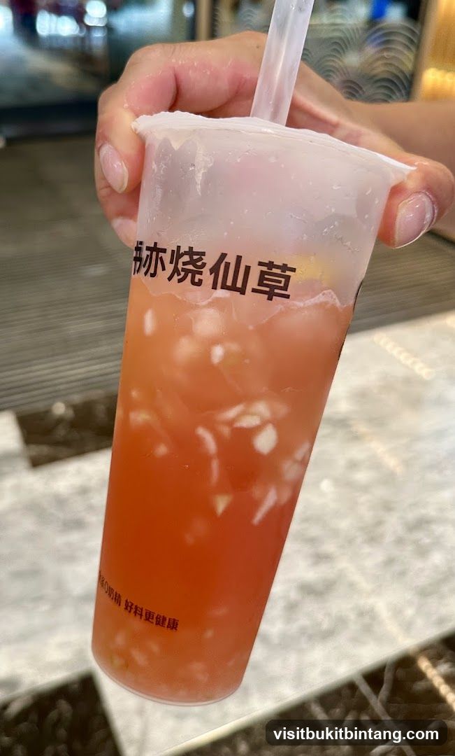Drink with toppings