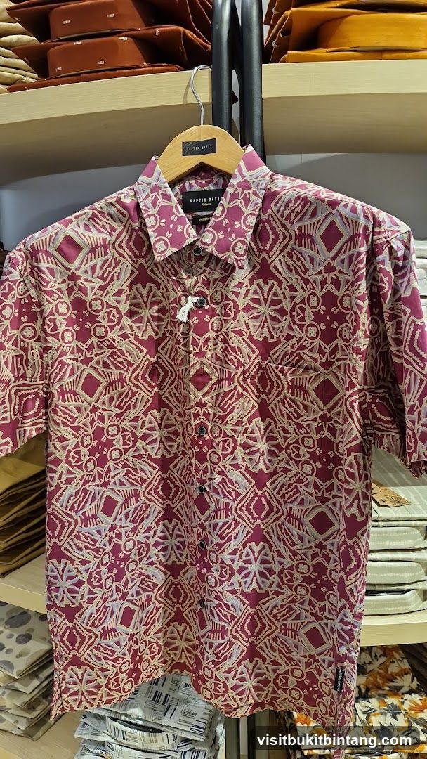 Men's patterned shirt