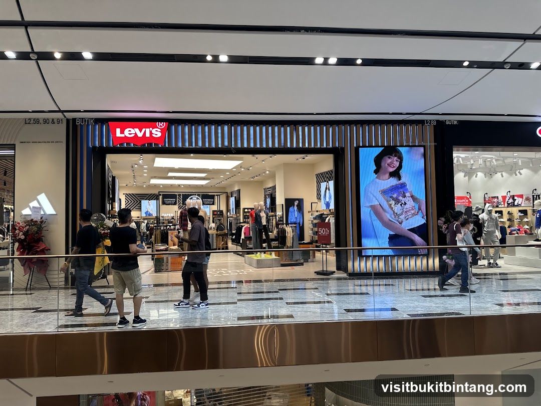 Levi’s® The Exchange TRX