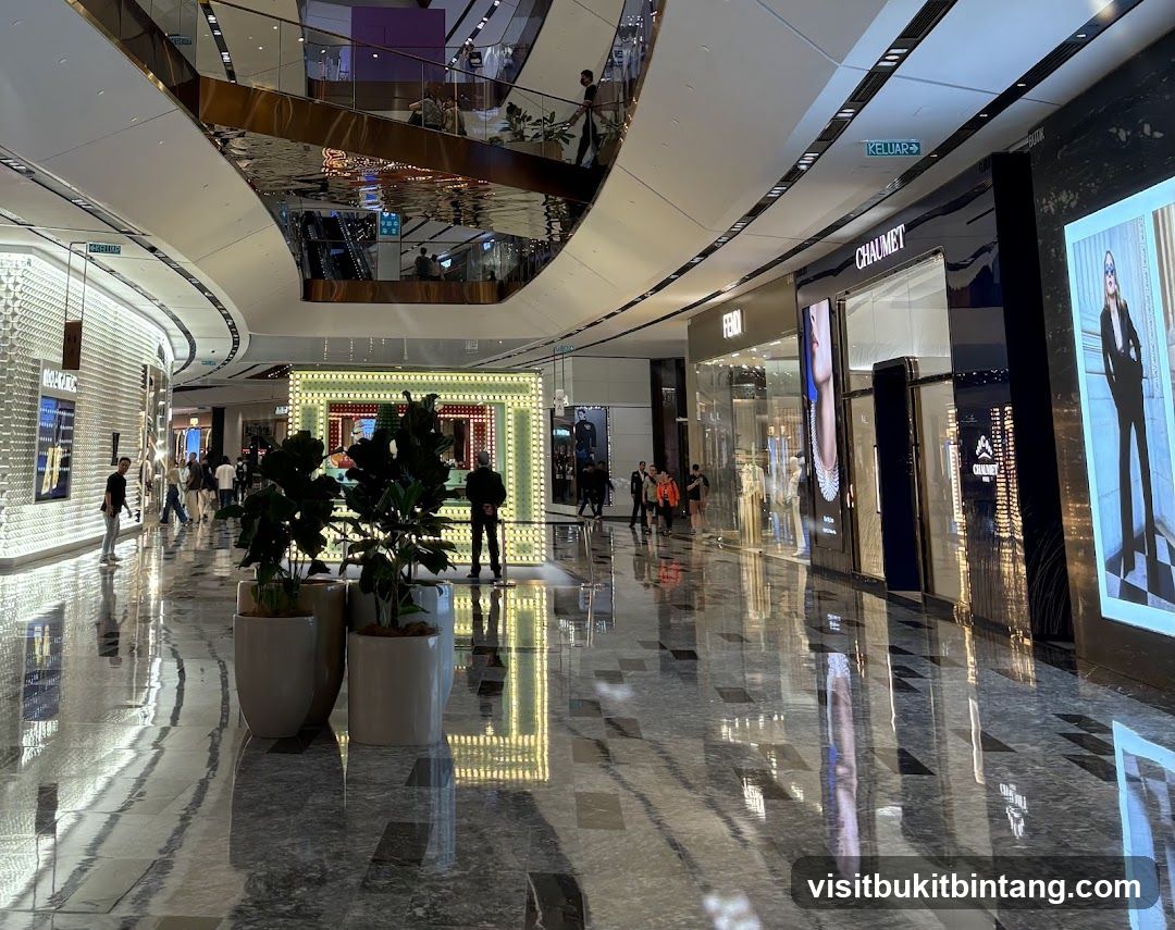 Luxury Mall Interior