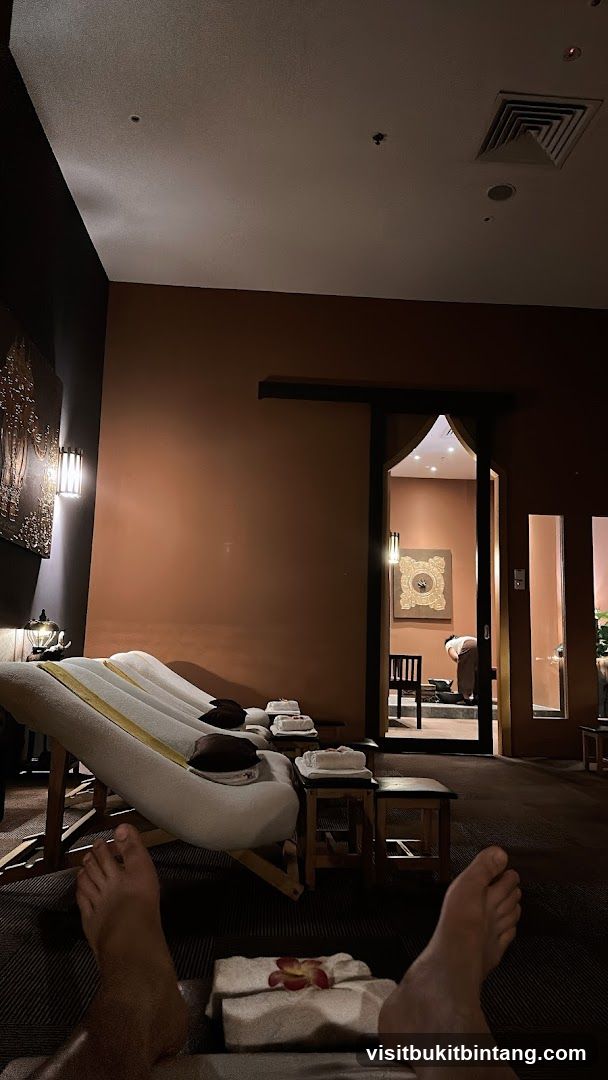 Massage Room with Reclining Chairs