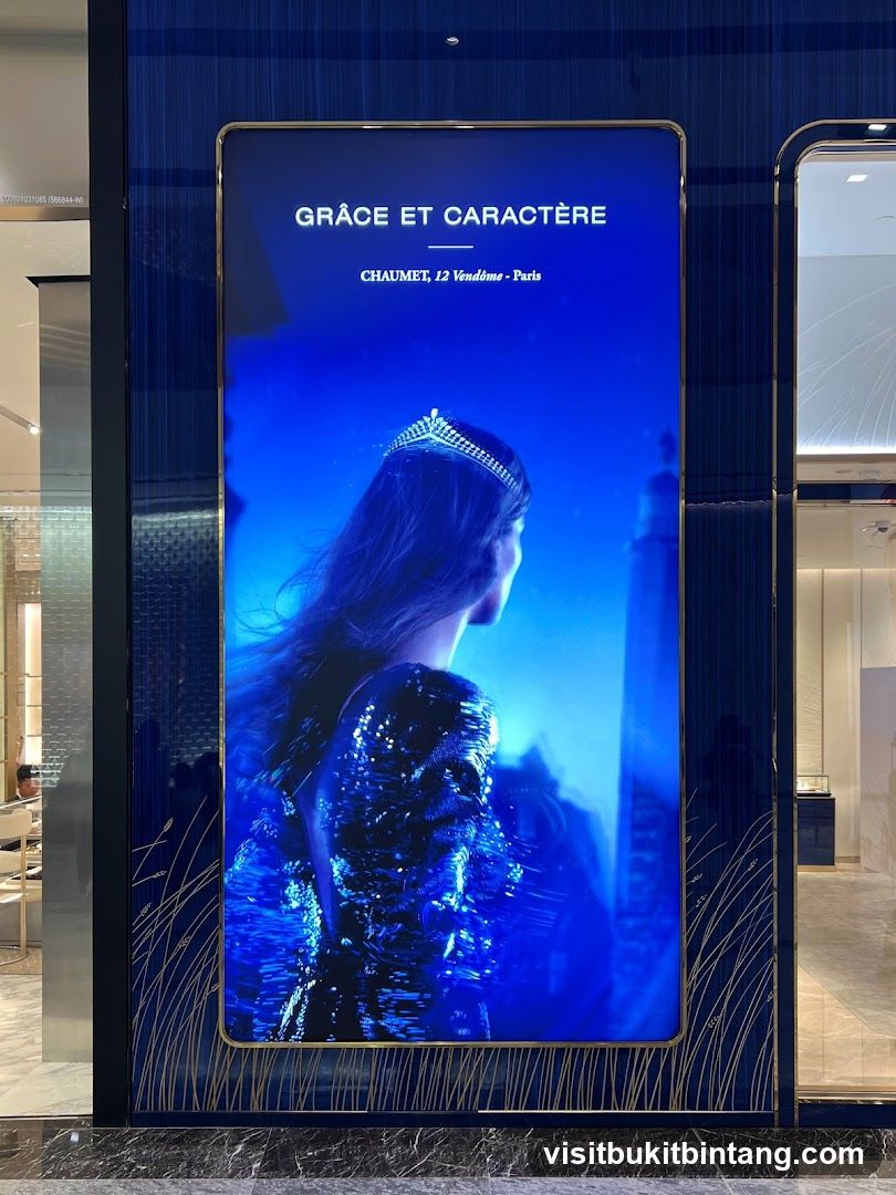 Advertisement for Chaumet jewelry