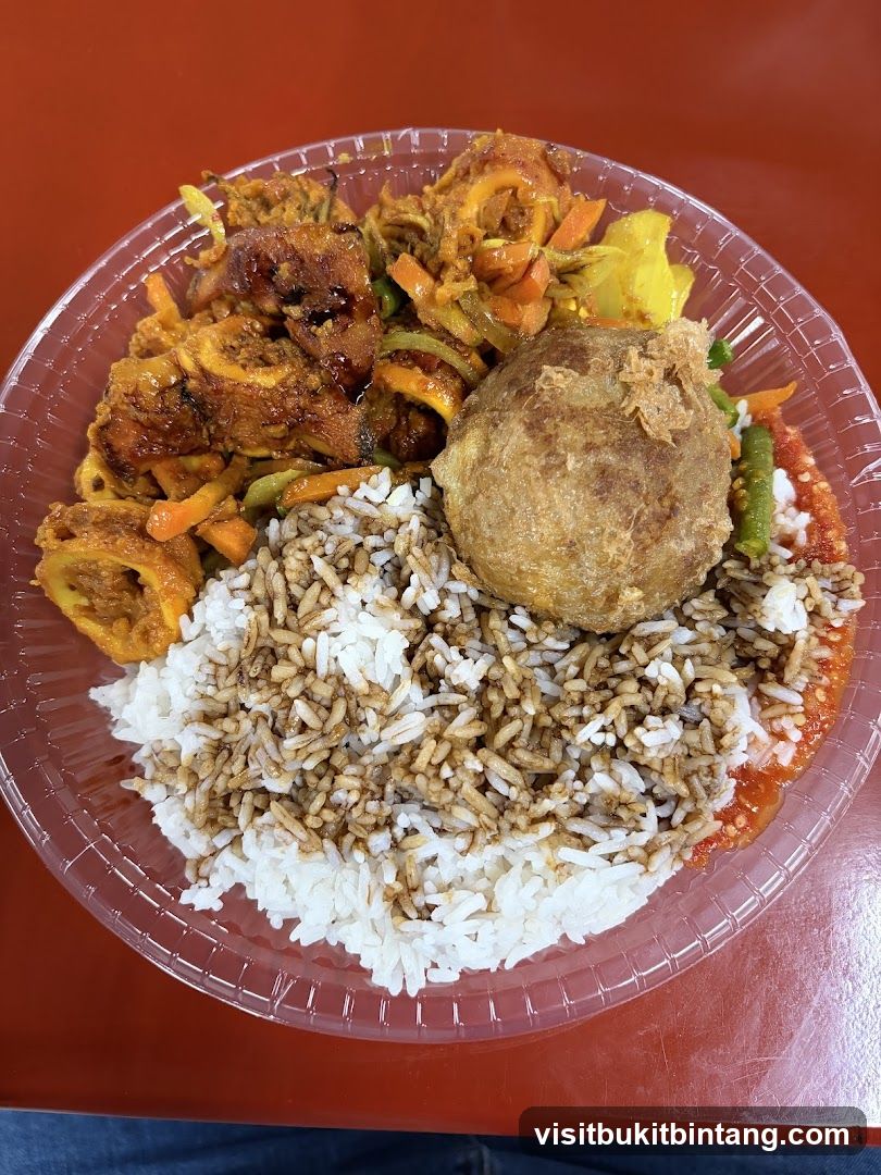 Rice dish with meat and vegetables