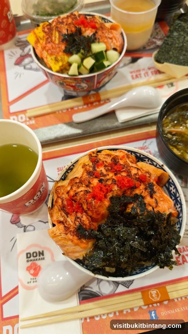 Donburi with Salmon and Seaweed