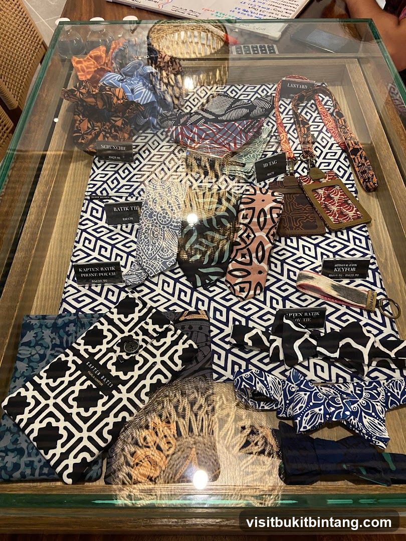 Batik Accessories Display