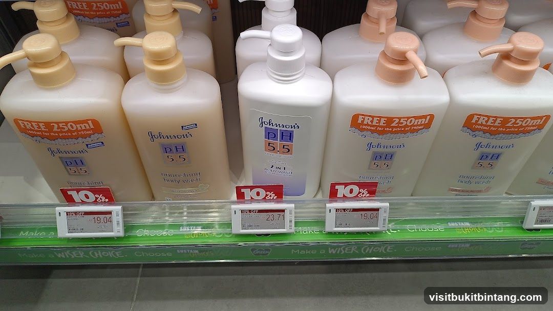 Johnson's Body Wash Display