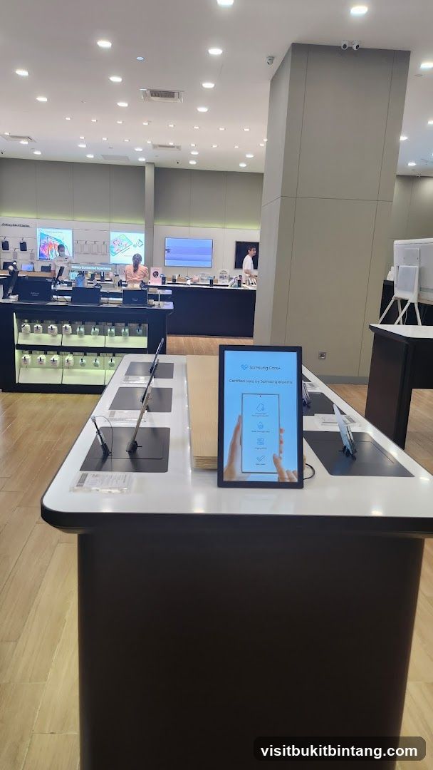 Samsung Store Interior