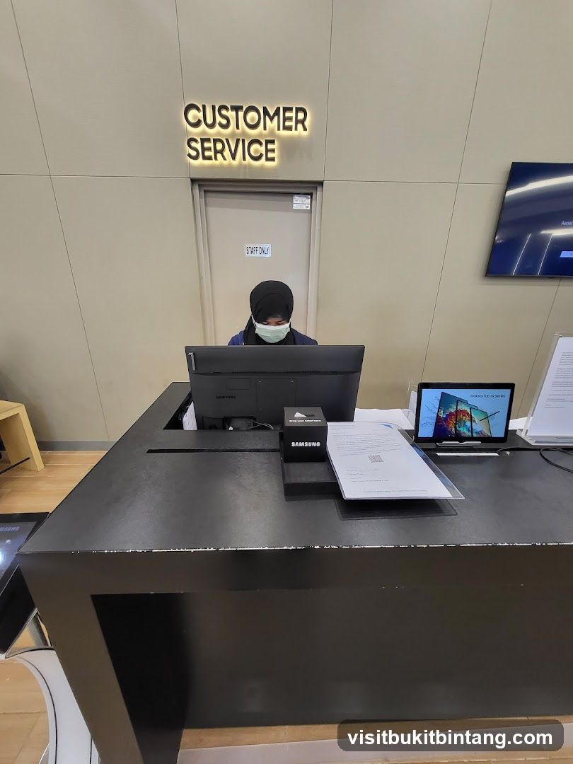 Customer Service Desk