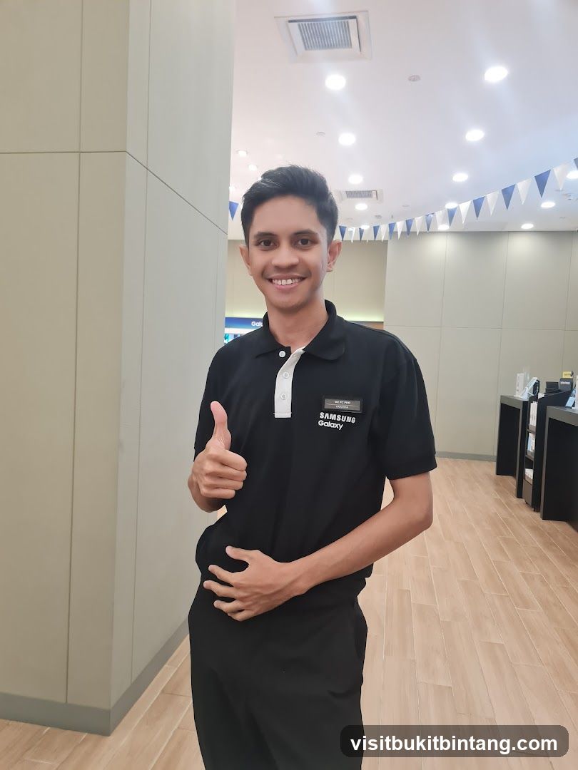 Samsung Store Employee
