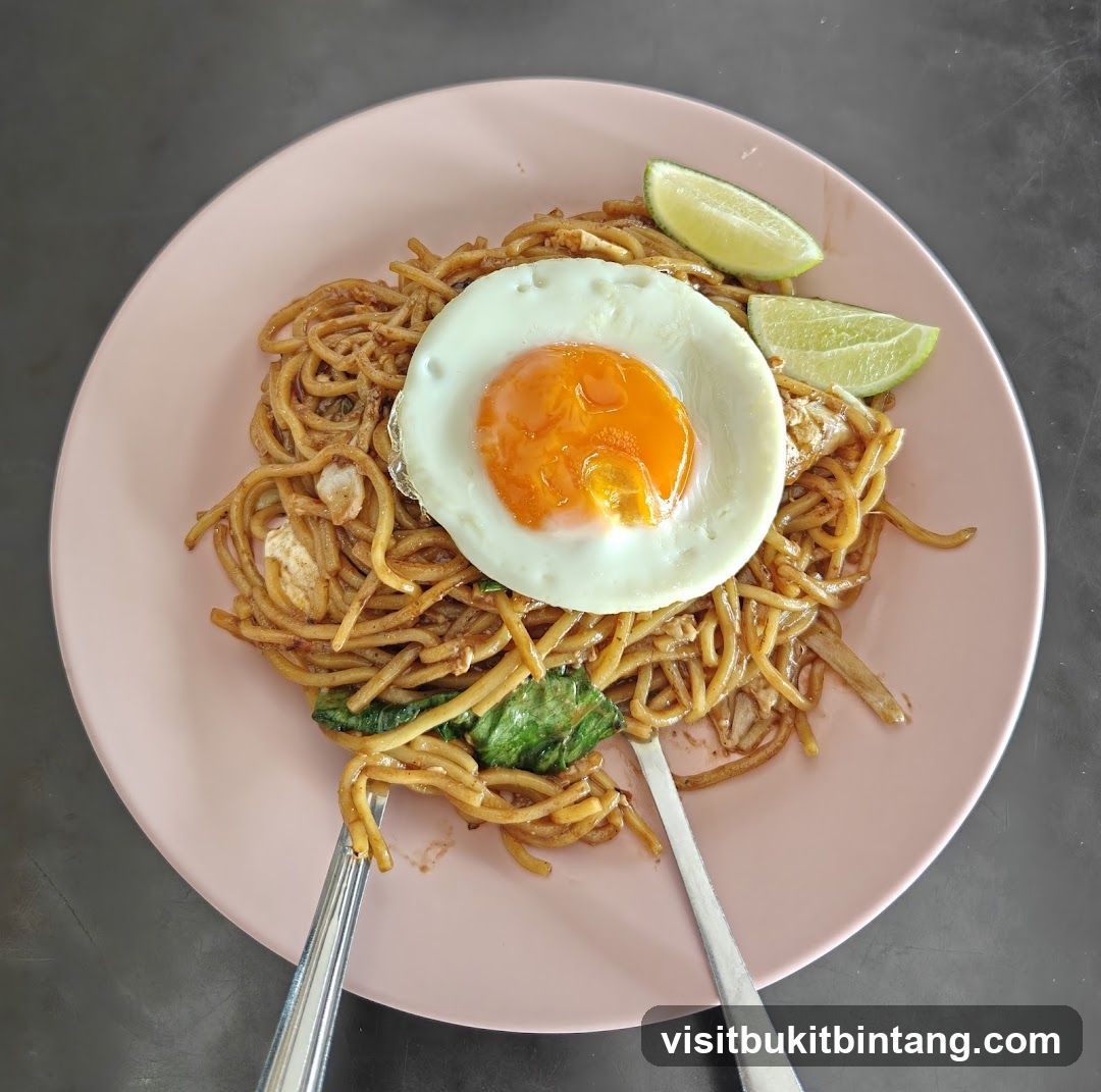 Noodles with Fried Egg