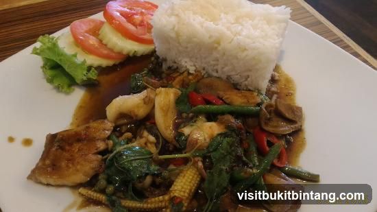 Stir-fried dish with rice