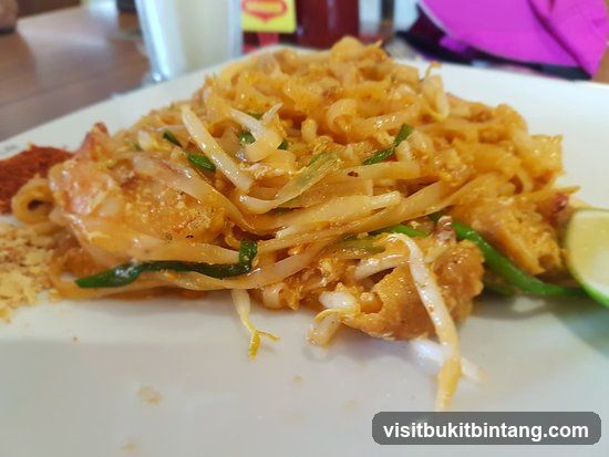 Pad Thai with Shrimp