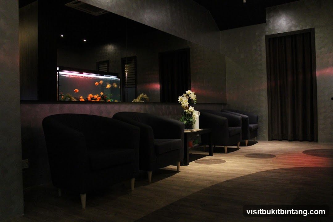 Waiting Area with Aquarium