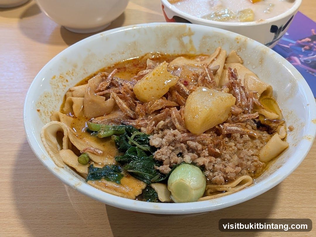 Noodles with Toppings