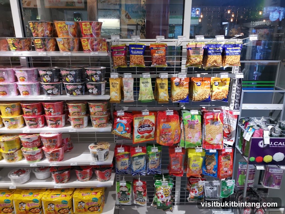 Snack and Instant Noodle Aisle