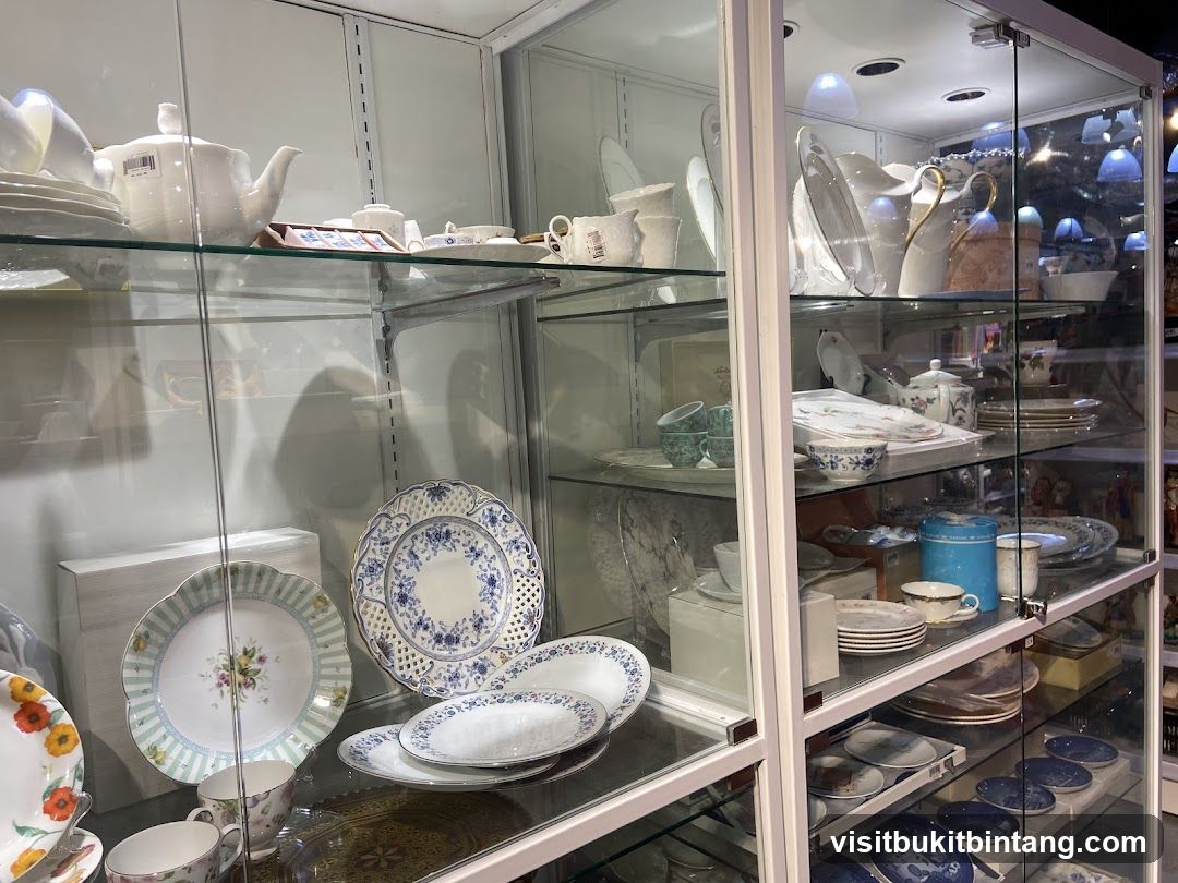 Display Cabinet with Tableware