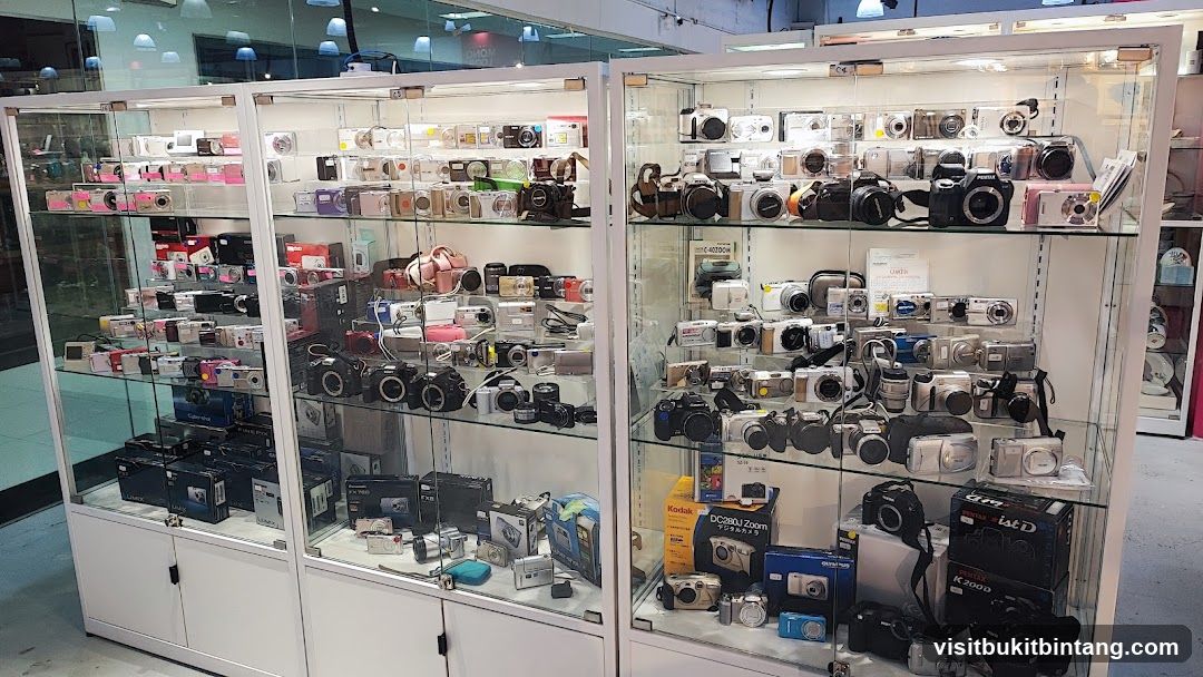 Camera Store Display
