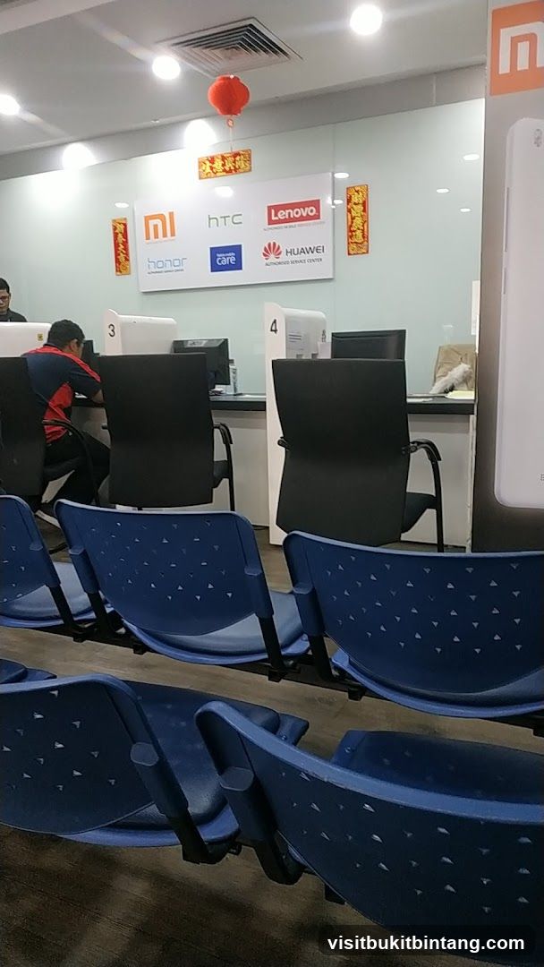 Service Center Waiting Area