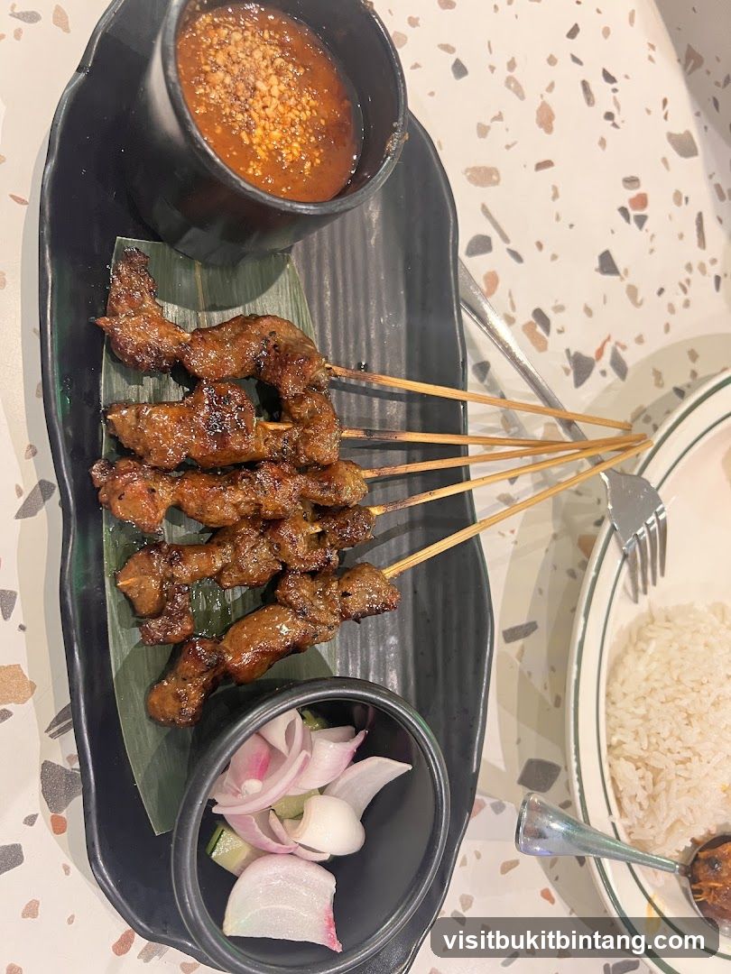 Beef Satay with Peanut Sauce and Rice