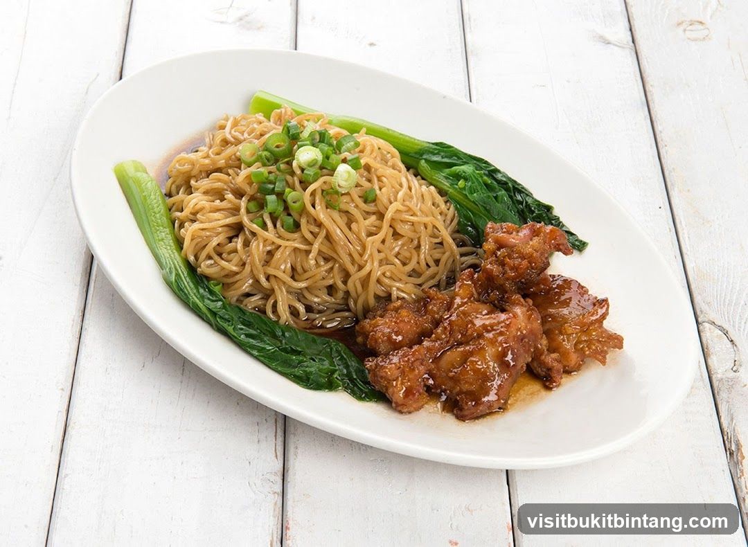 Noodles with Fried Chicken