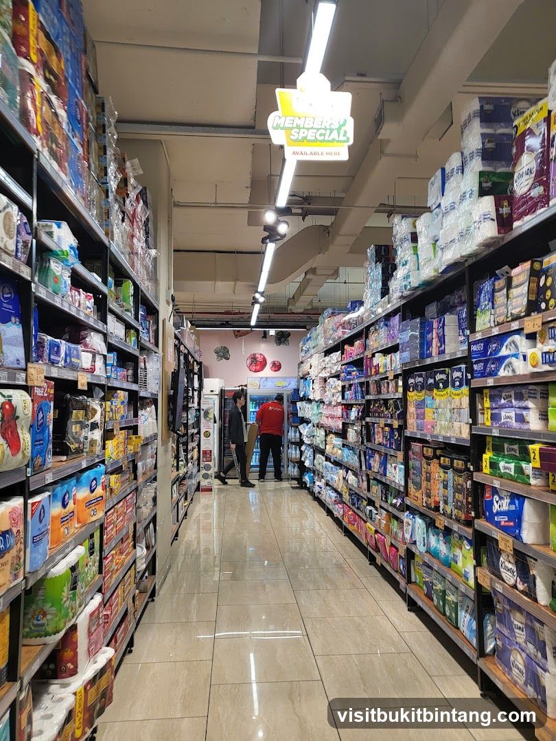 Supermarket Aisle
