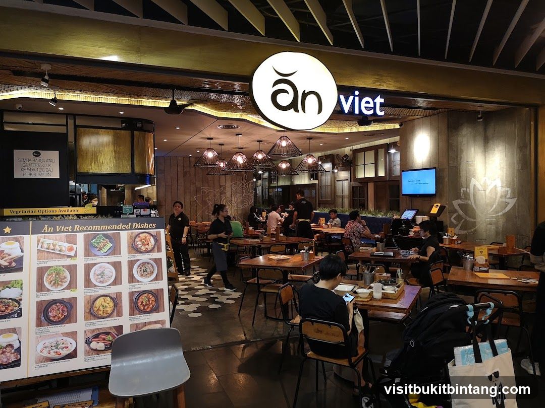 An Viet Restaurant Interior