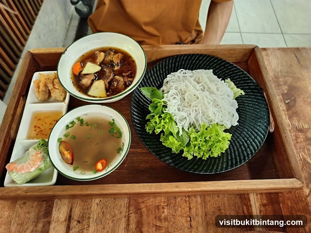 Vietnamese Noodle Dish