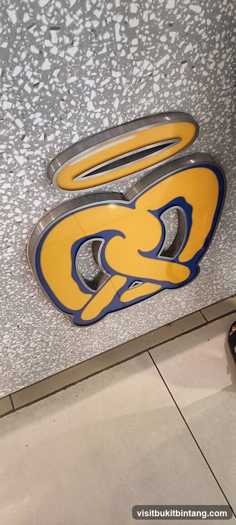 Pretzel Logo