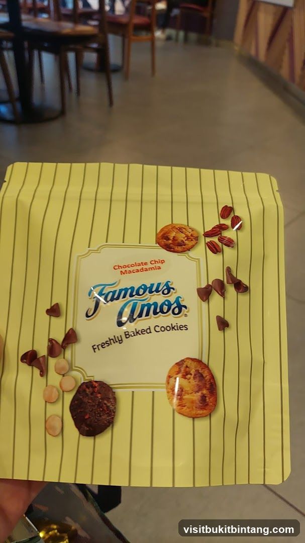 Famous Amos @ NU Sentral