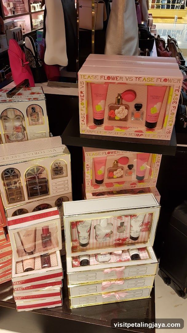 Victoria's Secret Product Display