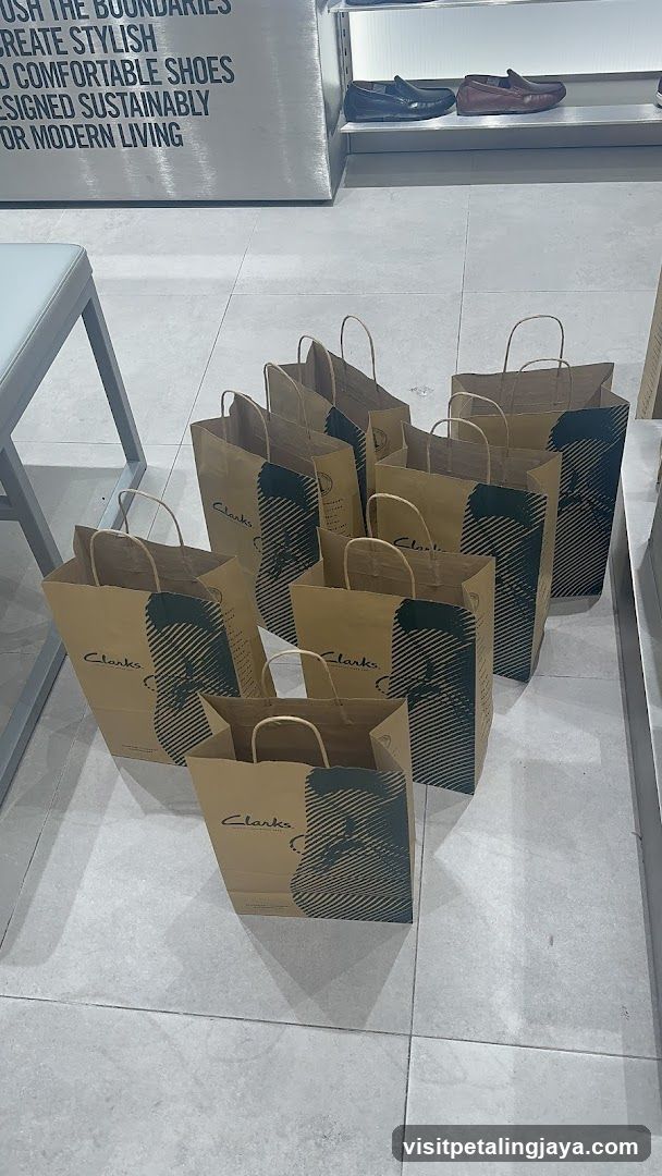 Clarks Shopping Bags Display