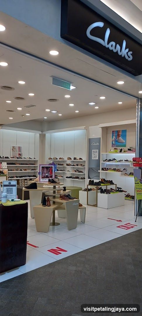Clarks @ Mid Valley Megamall