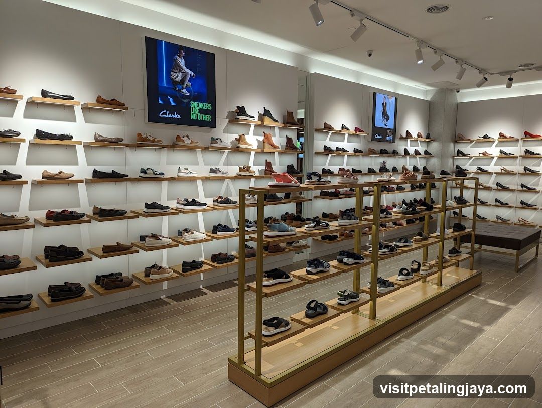 Shoe Store Interior Display