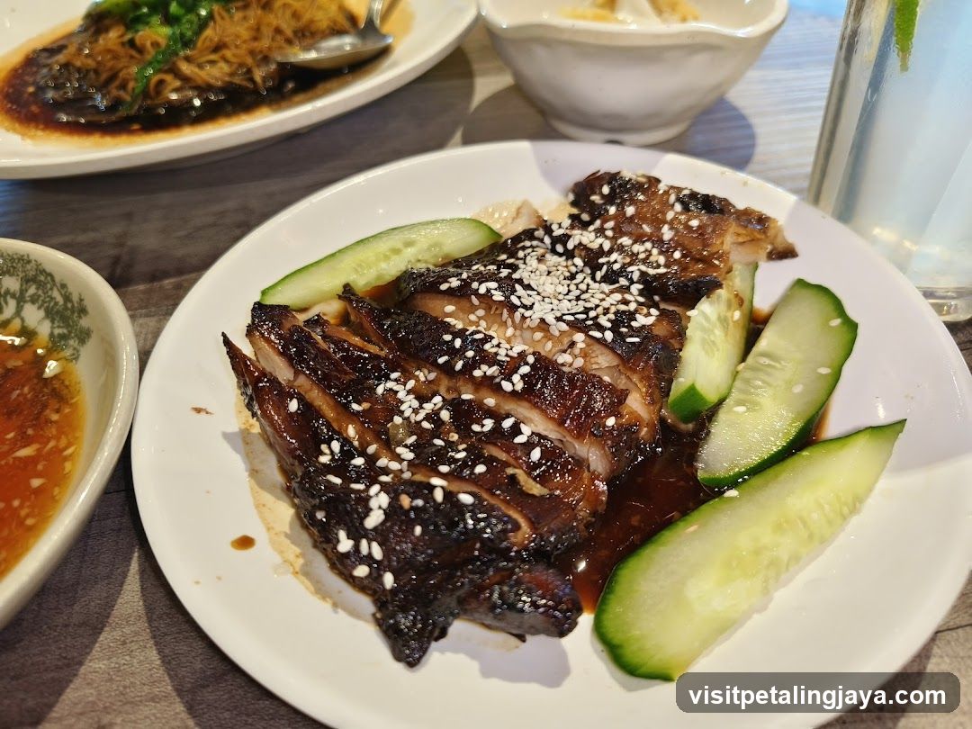 Sliced Meat with Cucumber and Sesame Seeds
