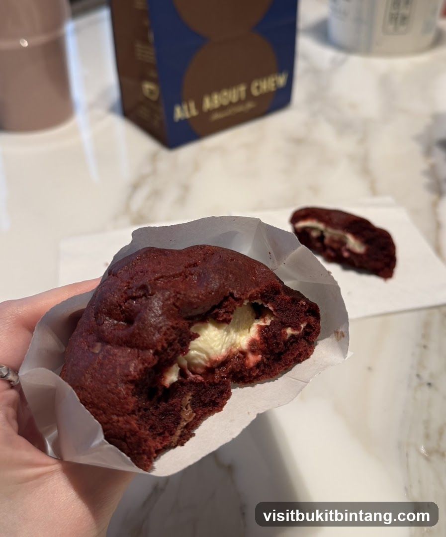 Red Velvet Cookie