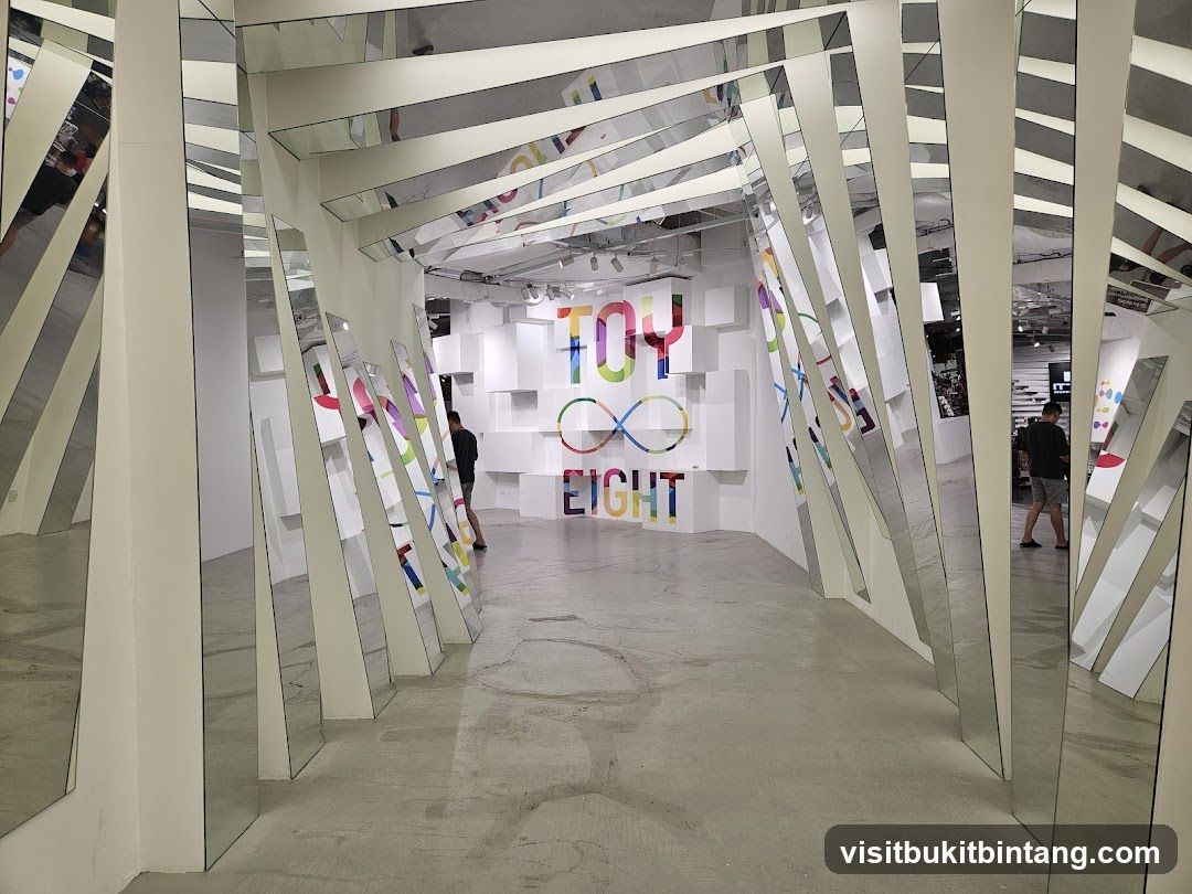 Modern retail space with mirrored accents