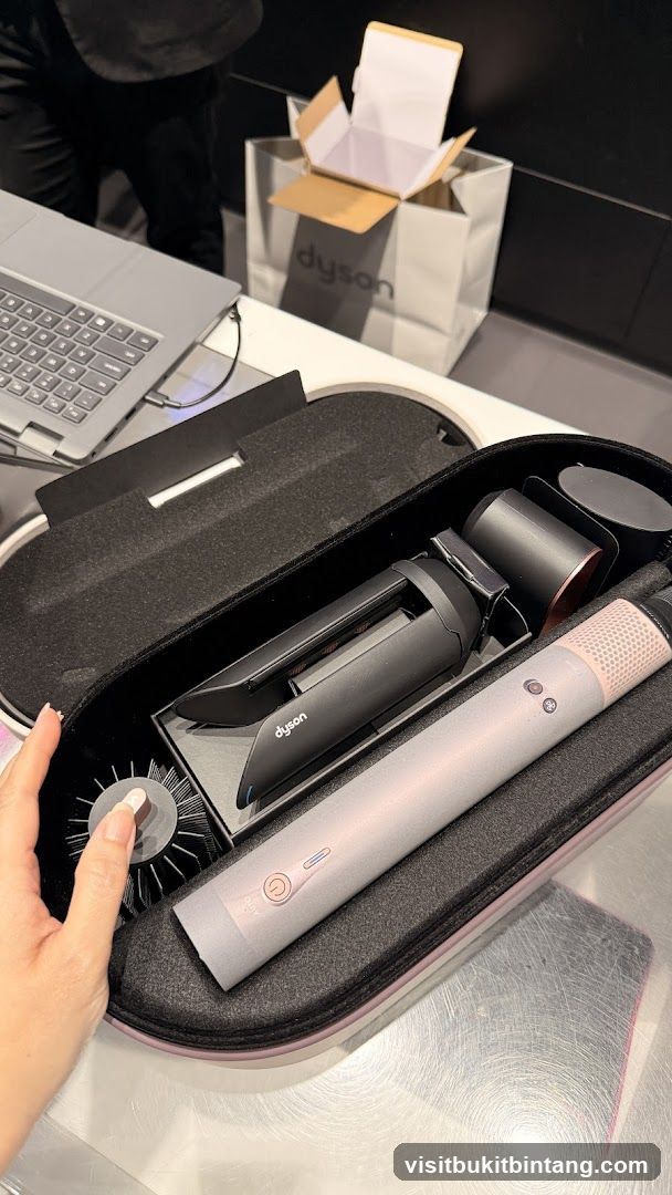 Dyson Hair Styler in Case