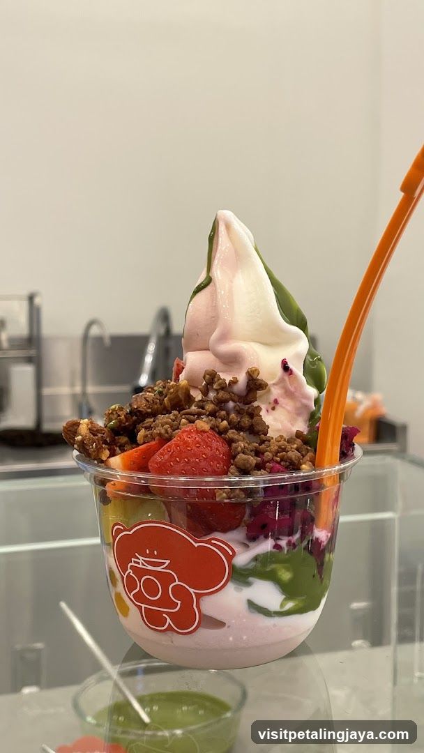 Fruit and Yogurt Bowl with Granola