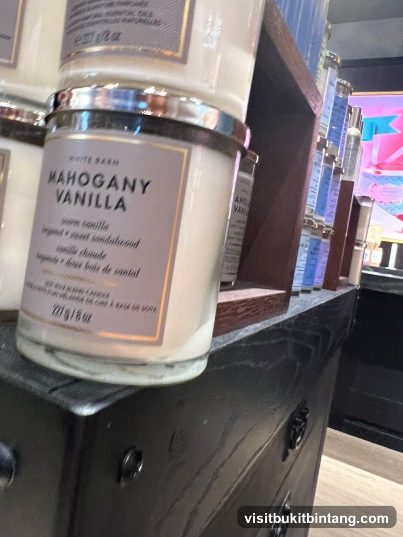 Mahogany Vanilla Candle
