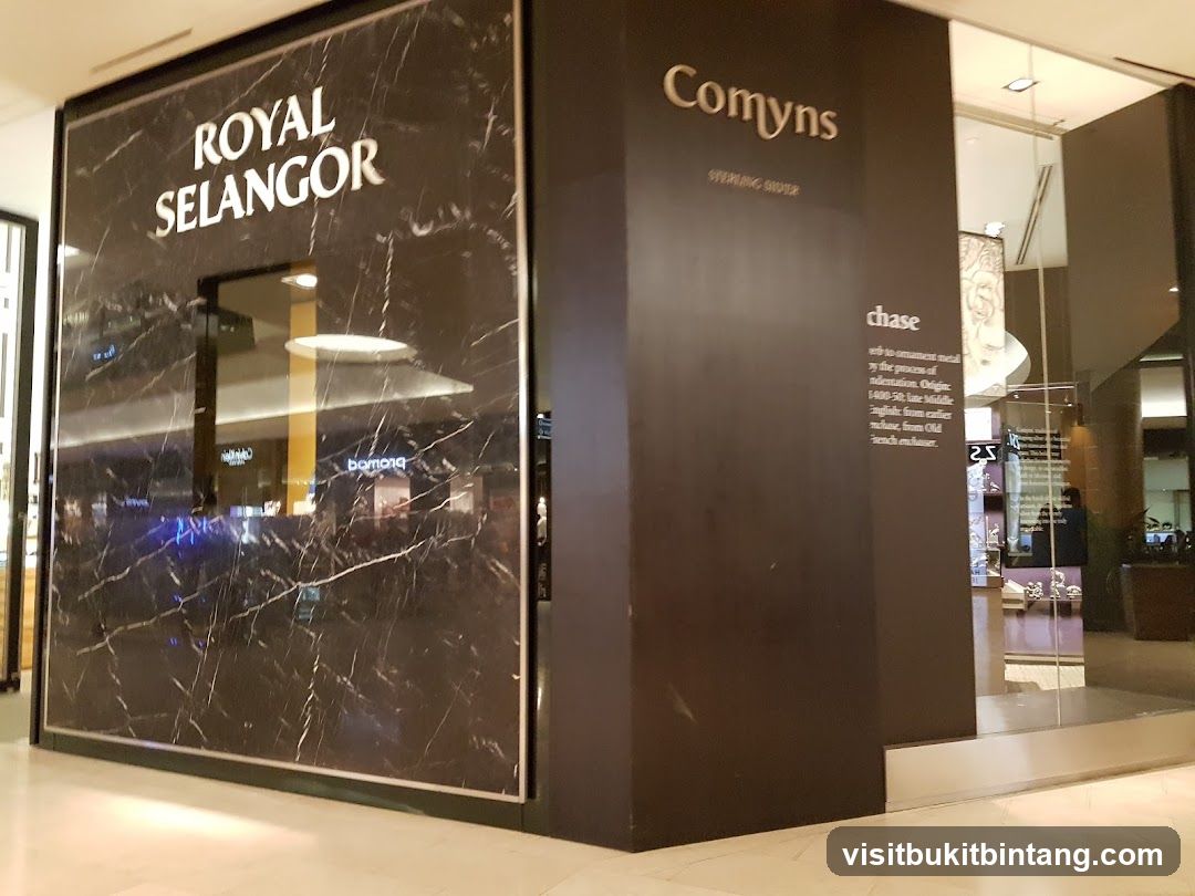 Royal Selangor and Comyns Storefront