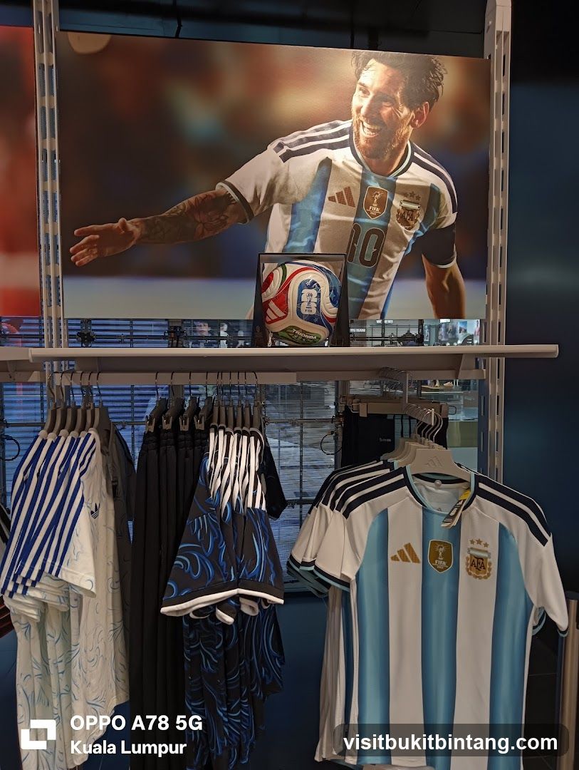 Sports Apparel Display