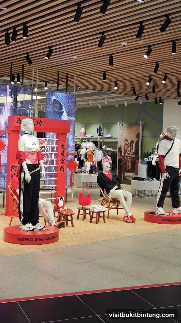 Adidas Store Display