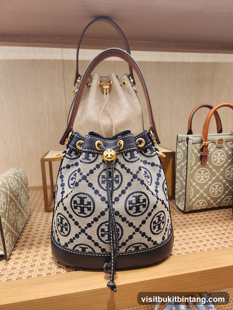 Tory Burch - The Exchange TRX