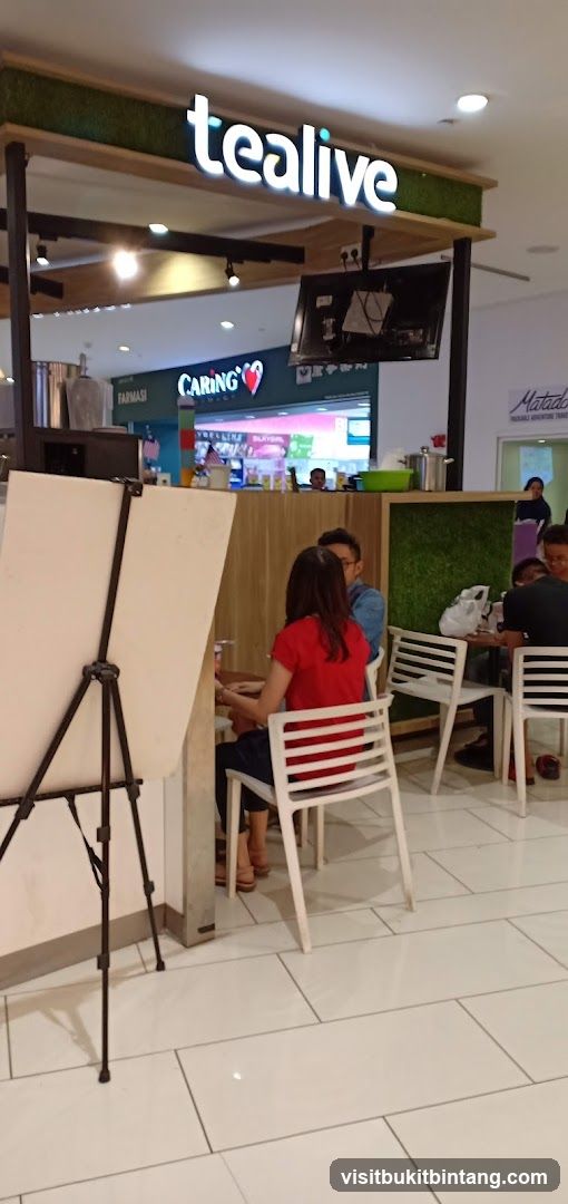 Tealive & Bask Bear Gurney Paragon